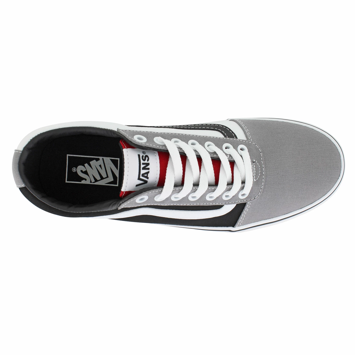 Vans Ward Yacht Club - Image 5